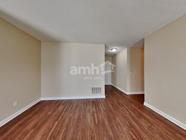 Building Photo - 9675 Lomax Drive