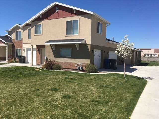 Foto del edificio - Spacious 3 Bed, 2 Bath Home in Pleasant Gr...