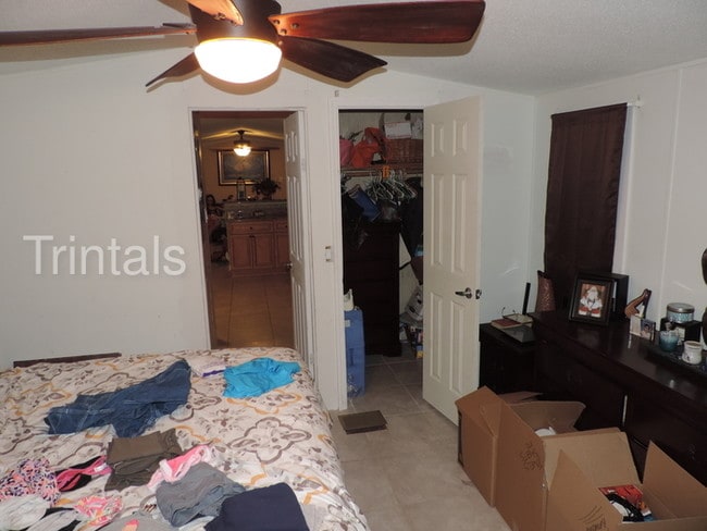 Building Photo - Newely remodeled 4 bedroom