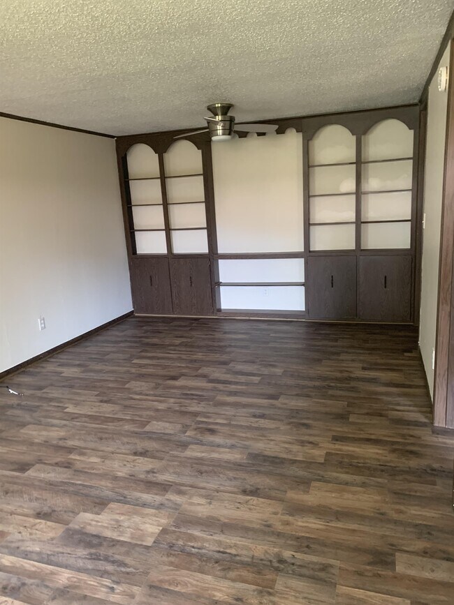 Foto del edificio - 1735 Westwood St