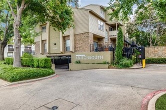 Building Photo - 5740 Martel Ave