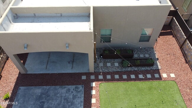 Foto del edificio - 509 Cedarwood Dr