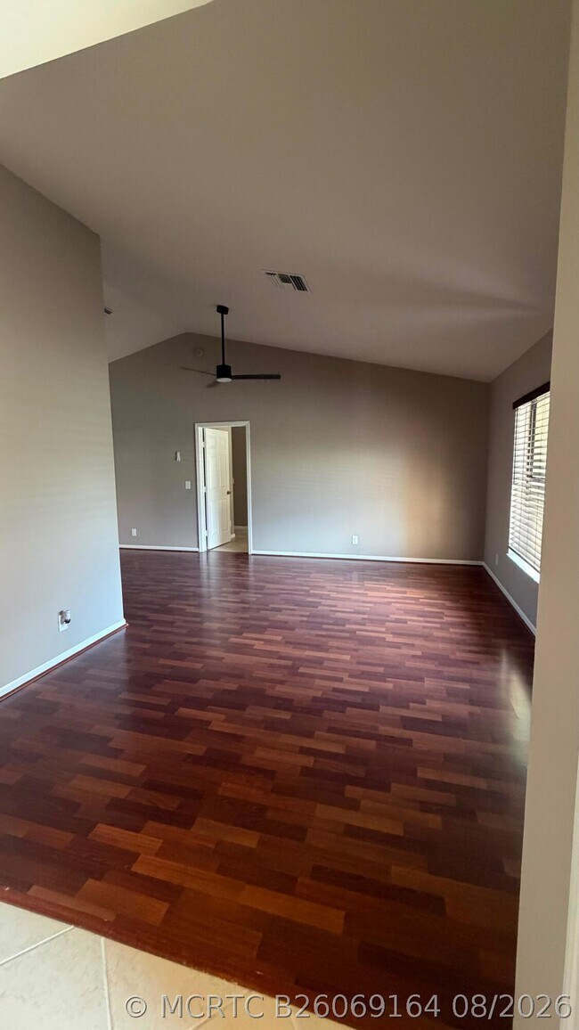 Building Photo - 1540 Chapparel Way