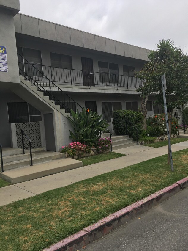 3500 Kelton Ave, Los Angeles, CA 90034 Apartments in Los Angeles, CA