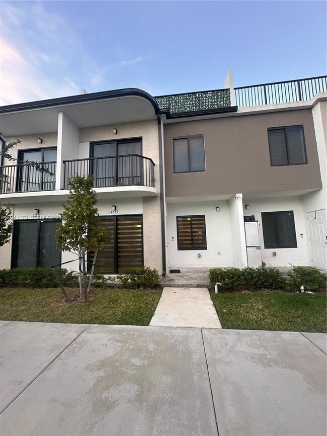 Foto del edificio - 14569 SW 261 St Ter