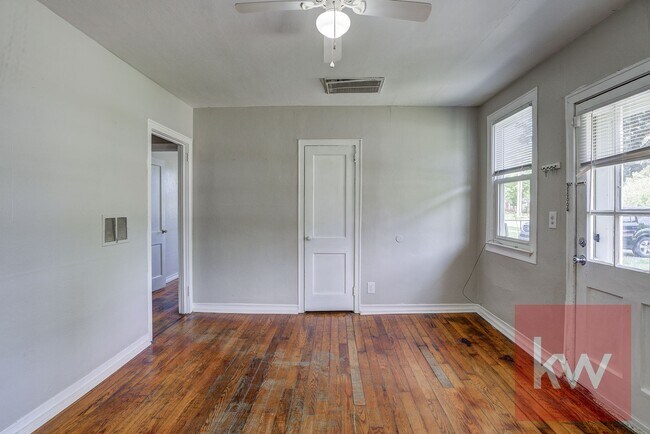 Foto del edificio - ONE LEVEL DUPLEX UNIT IN KINGSPORT NOW AVAILABLE!