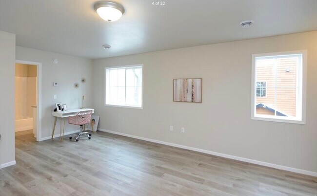 Foto del edificio - 705 10th Ave N