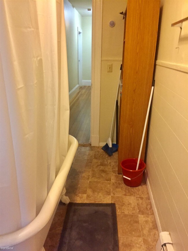 Foto del edificio - 120 Walnut Ave