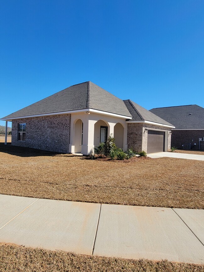 Building Photo - 1084 Stella Rd