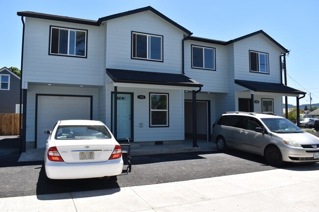 Building Photo - A St Townhomes