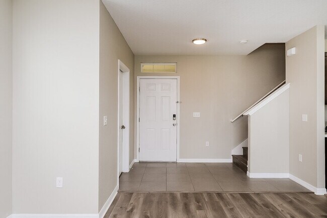 Foto del edificio - 10430 Whispering Hammock Dr