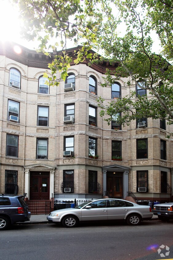 Primary Photo - 349 6th Ave