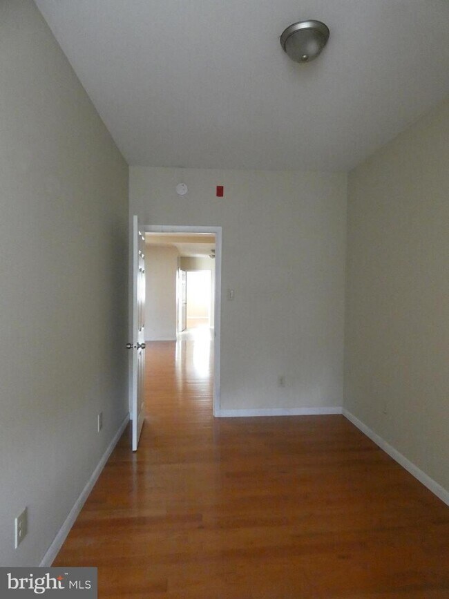 Building Photo - 436 N 32nd St