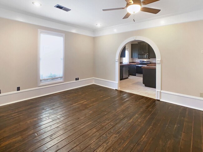 Foto del edificio - 2303 22nd St