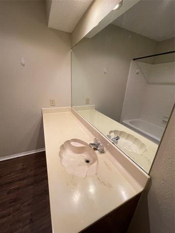 Foto del edificio - 1038 Irene St