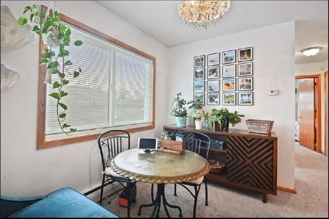 Foto del edificio - 3820 42nd Ave S