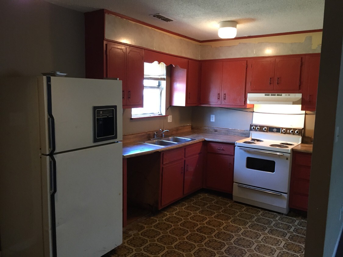 1607 Ororke Ln SW Unit B, Decatur, AL 35603 Apartment for Rent in