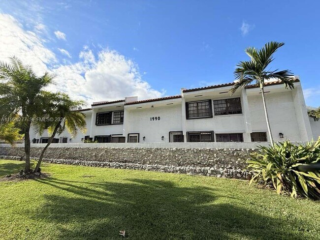 Foto del edificio - 1990 Brickell Ave