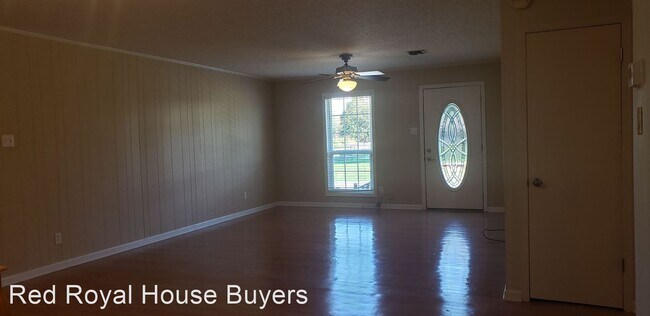 Building Photo - 2 br, 1 bath House - 213 N Suire St