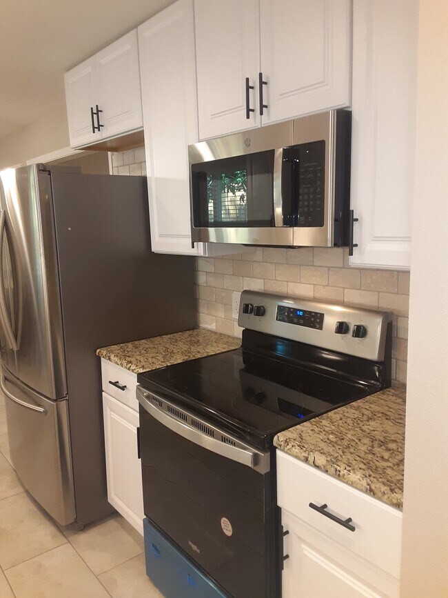 Foto del edificio - 1608 Amherst Dr