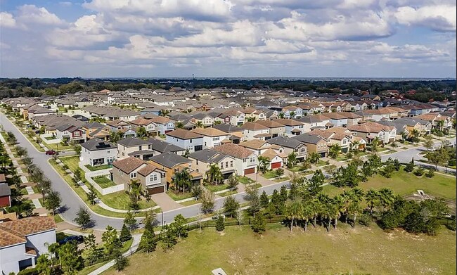 Building Photo - 923 Terra Vista St