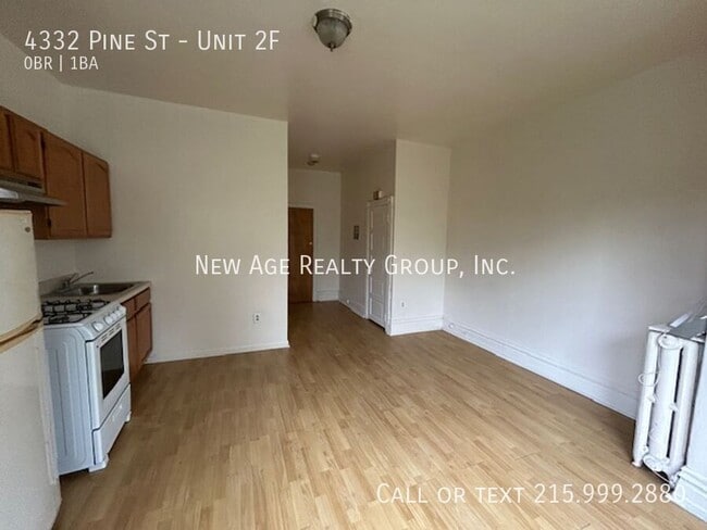 Building Photo - 4332 Pine St