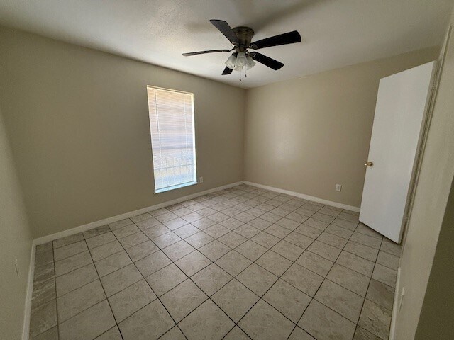 Foto del edificio - 7615 Mosewood St