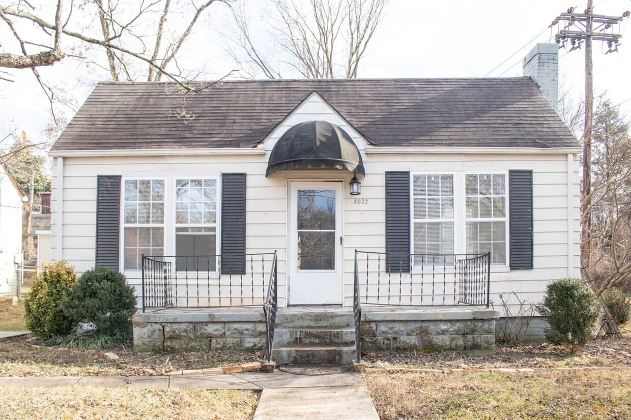 2 BR/2BA | Newly Renovated Single Family Home | Additional Storage| In North Knoxville! - 2 BR/2BA | Newly Renovated Single Family Home | Additional Storage| In North Knoxville!