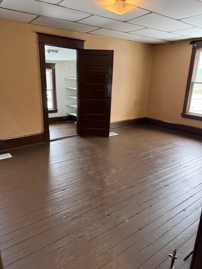 Foto del edificio - 713 N 8th Ave