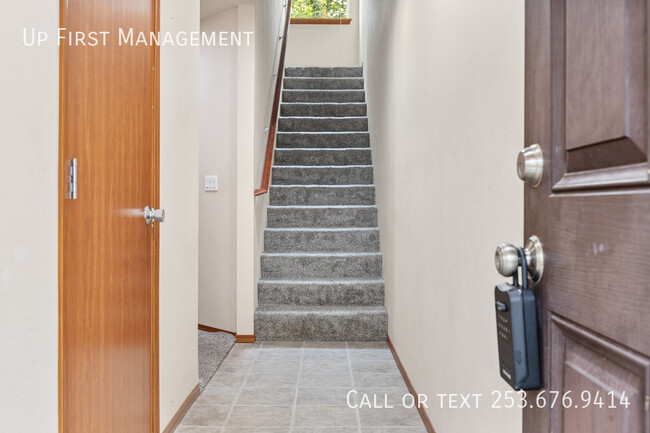 Foto del edificio - 17811 79th Ave Ct E