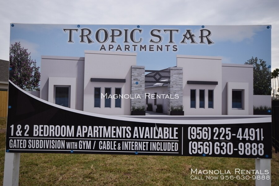 Primary Photo - Tropic Star Apartments
