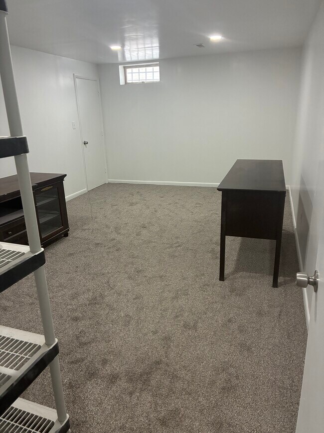 Living room area - 14433 Twig Rd