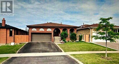 Building Photo - 180 Jeanne Dr