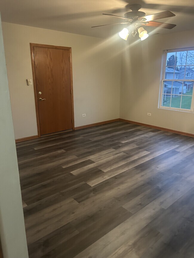 Foto del edificio - 101 Bannon Dr