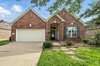 Building Photo - 9219 Gilbert Hollow Dr
