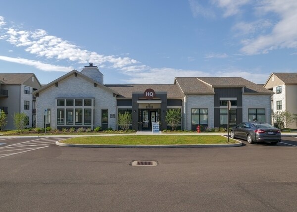 VC Station Apartments – photo 2