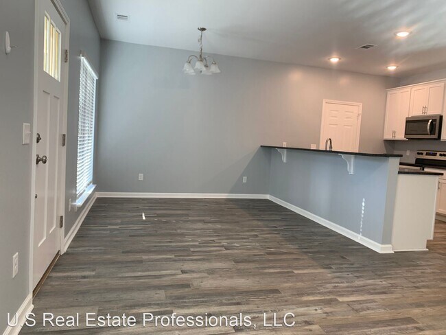 Building Photo - 3 br, 2 bath House - 501 LeConte Street