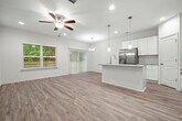 Foto principal - 3108 Amay James Ave