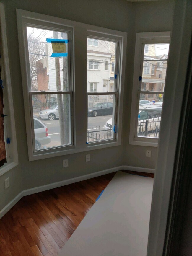 Foto del edificio - 264 1/2 Garside St