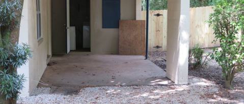 Building Photo - 2404 Pontiac Dr