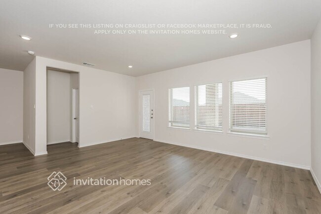 Building Photo - 4004 Amethyst Dr