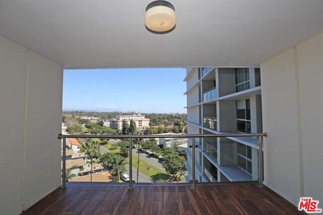 Building Photo - 201 Ocean Ave Ext