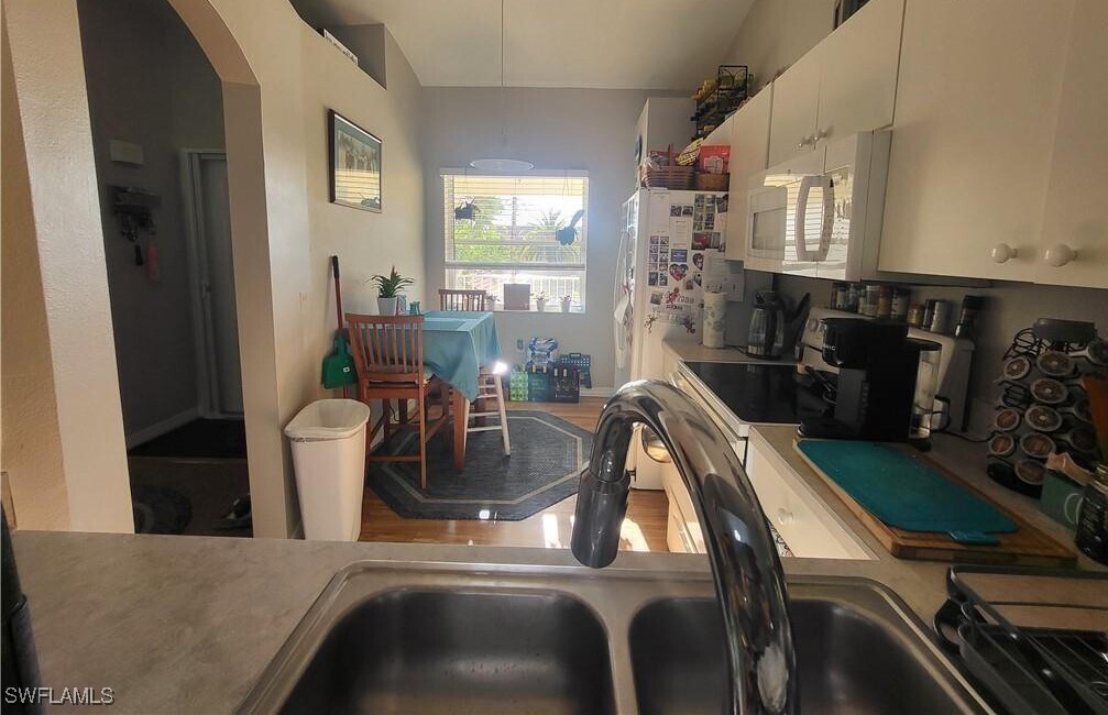 Foto del edificio - 6655 Huntington Lakes Cir