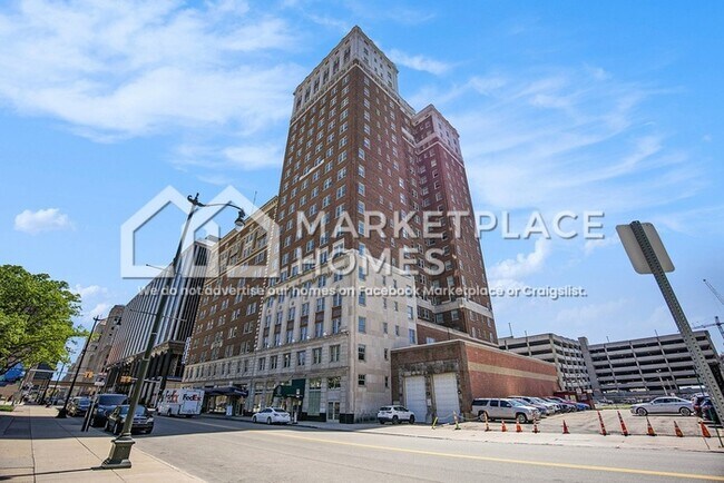 Foto del edificio - 525 W Lafayette Blvd