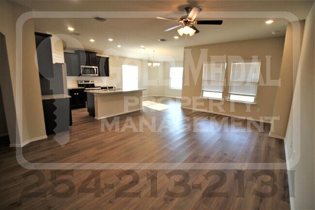 Building Photo - 306 Danielle Dr