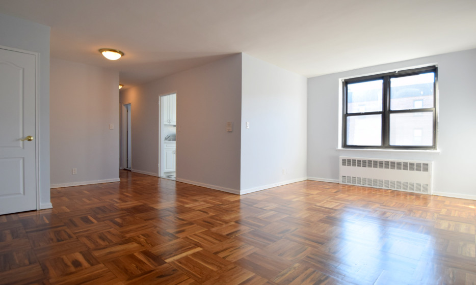 Primary Photo - 35 Davenport Ave