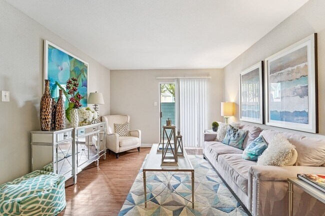 Foto del edificio - Waters at Westchase Apartments