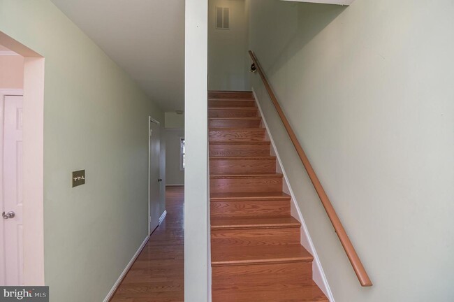 Building Photo - 7452 Zanuck Ct