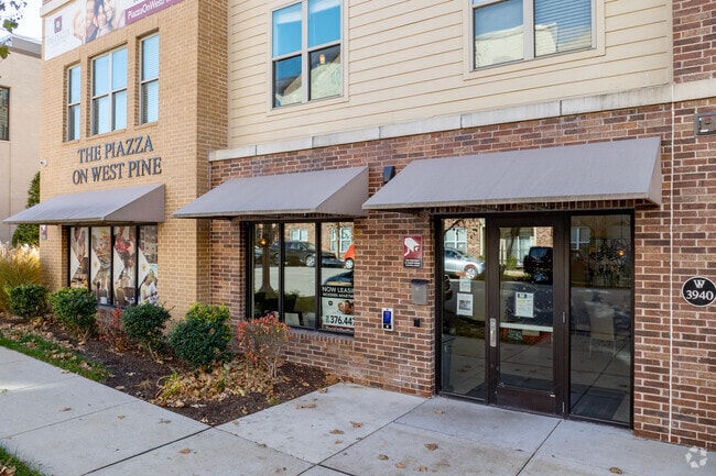 Entrance - Piazza on West Pine