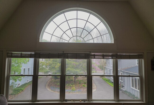Foto del edificio - 411 N Geneva St